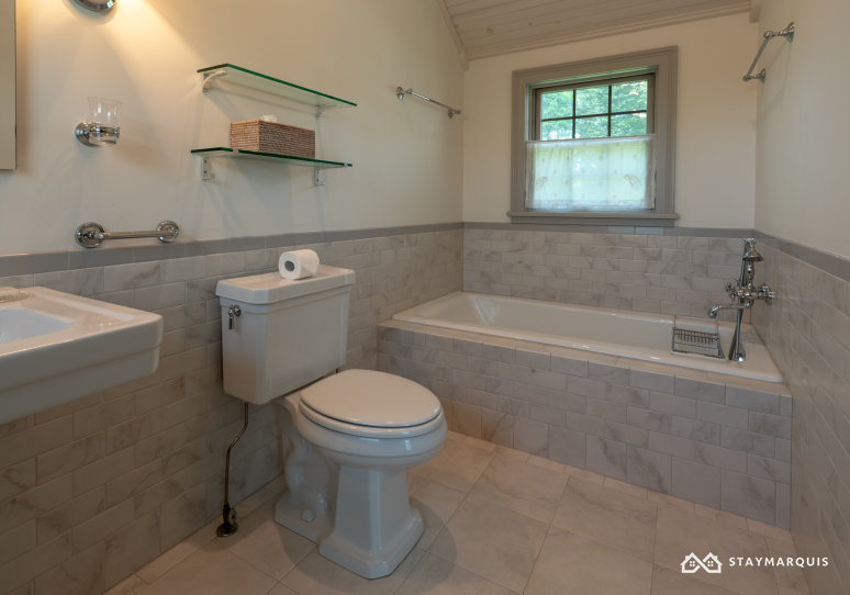 Hamptons Home 1020418
