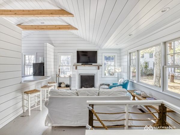 Hamptons Home 1020419
