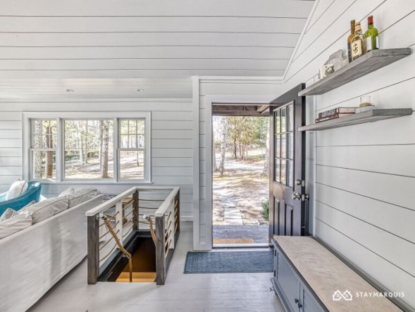 Hamptons Home 1020419