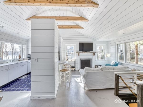Hamptons Home 1020419