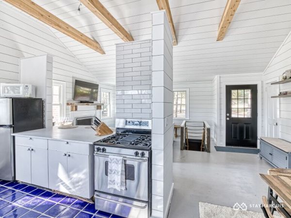 Hamptons Home 1020419
