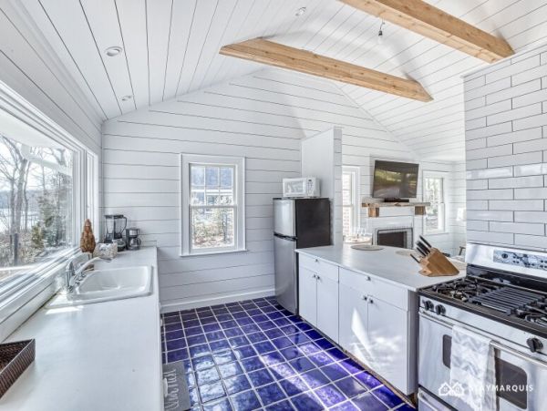 Hamptons Home 1020419