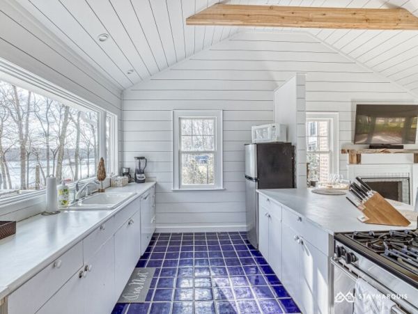 Hamptons Home 1020419