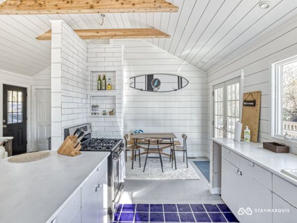 Hamptons Home 1020419