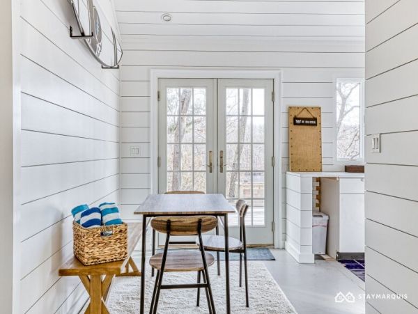 Hamptons Home 1020419