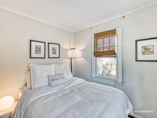 Hamptons Home 1020419
