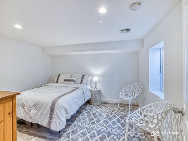 Hamptons Home 1020419