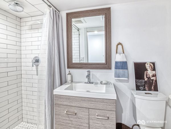 Hamptons Home 1020419