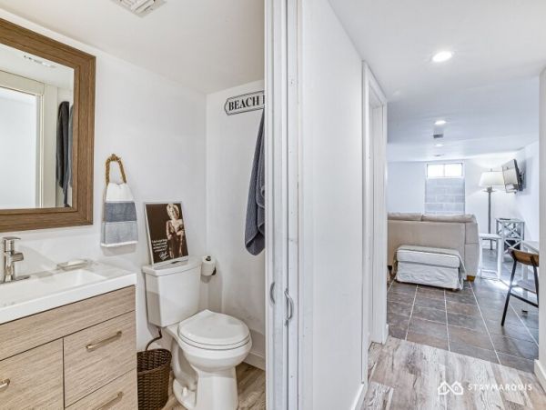 Hamptons Home 1020419