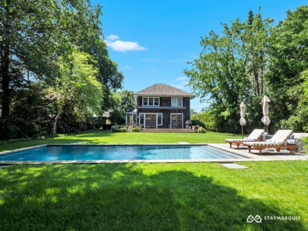 Hamptons Home 1020420