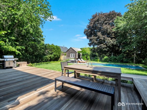 Hamptons Home 1020420