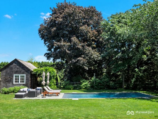 Hamptons Home 1020420