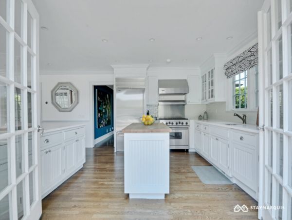Hamptons Home 1020420