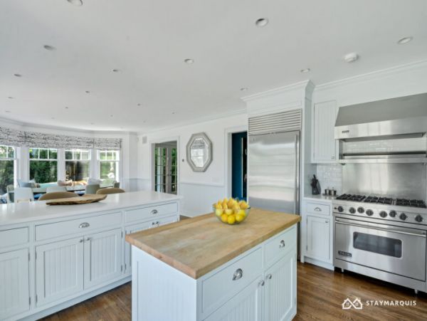 Hamptons Home 1020420