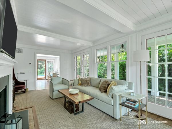 Hamptons Home 1020420