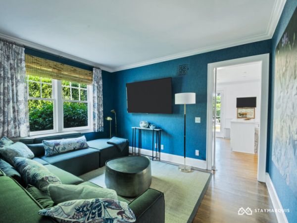 Hamptons Home 1020420