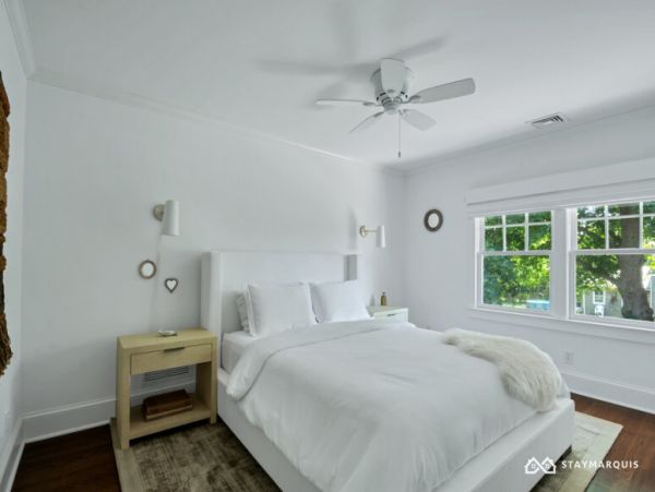 Hamptons Home 1020420