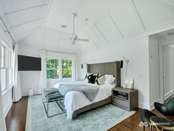 Hamptons Home 1020420