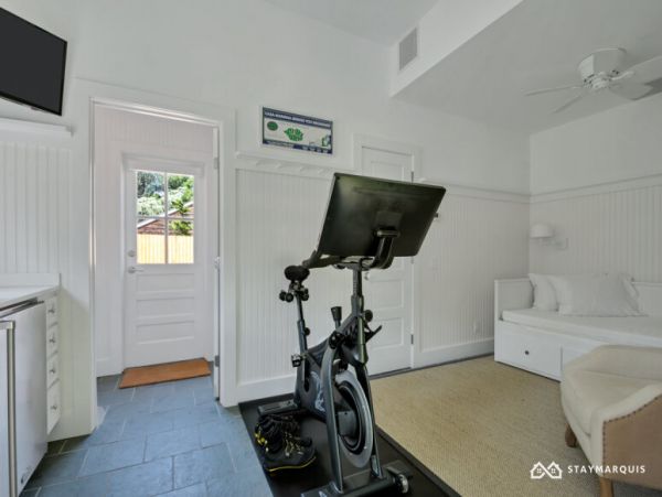 Hamptons Home 1020420