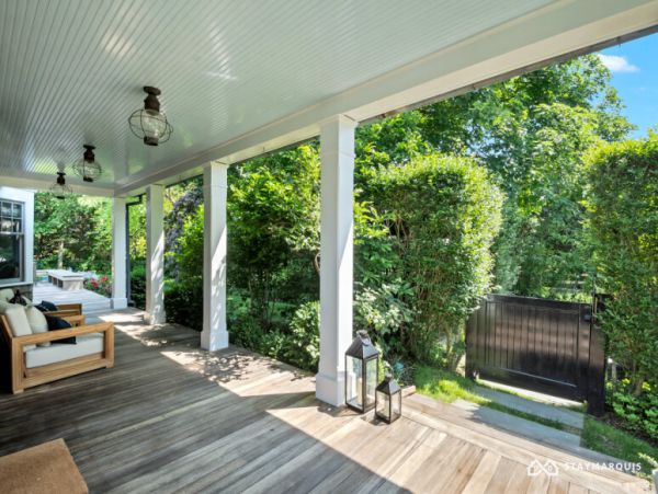 Hamptons Home 1020420
