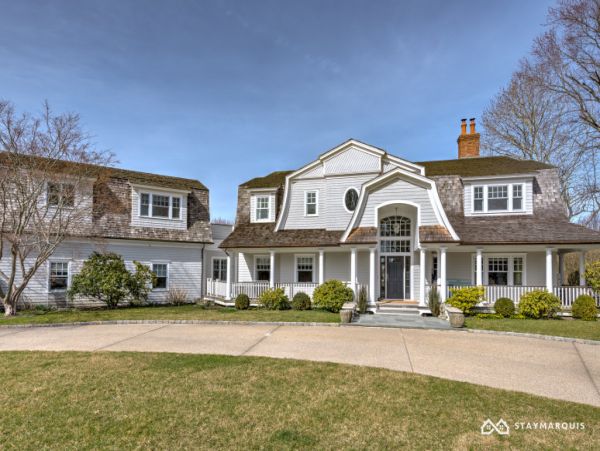 Hamptons Home 1020421