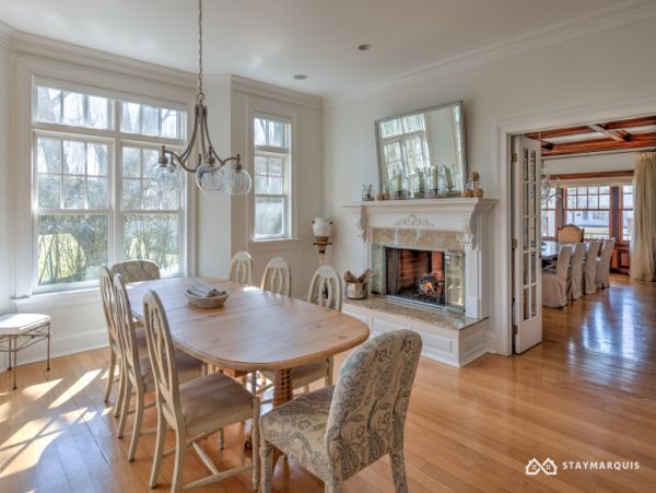 Hamptons Home 1020421