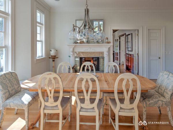 Hamptons Home 1020421