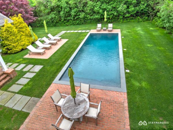 Hamptons Home 1020422