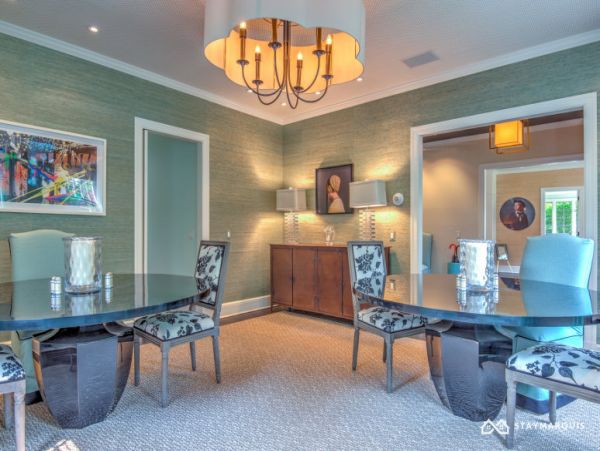 Hamptons Home 1020422