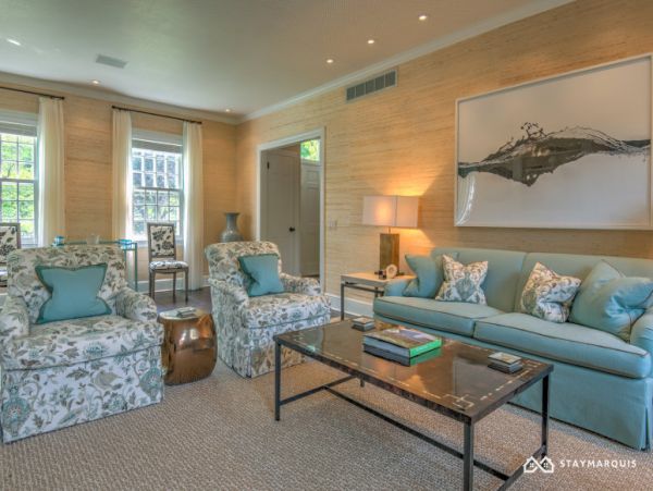 Hamptons Home 1020422