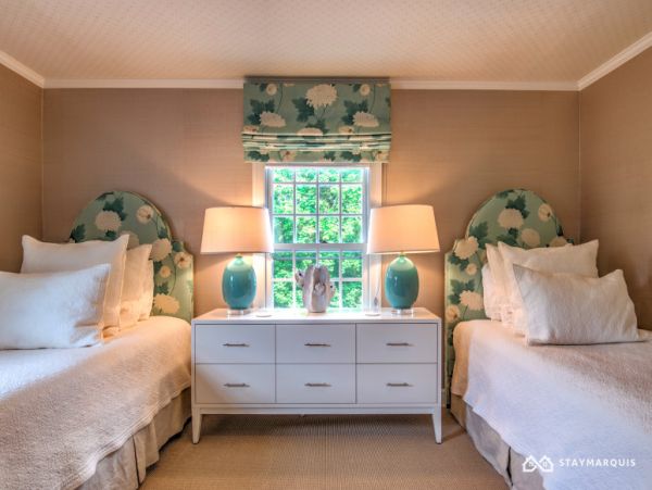 Hamptons Home 1020422