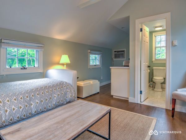 Hamptons Home 1020422