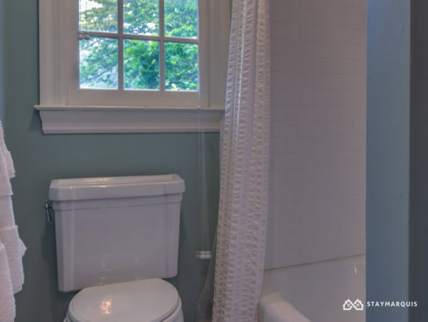 Hamptons Home 1020422