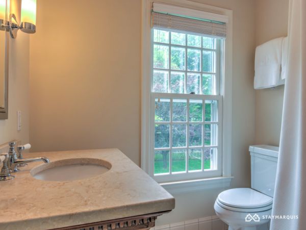 Hamptons Home 1020422