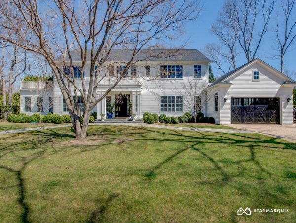 Hamptons Home 1020423