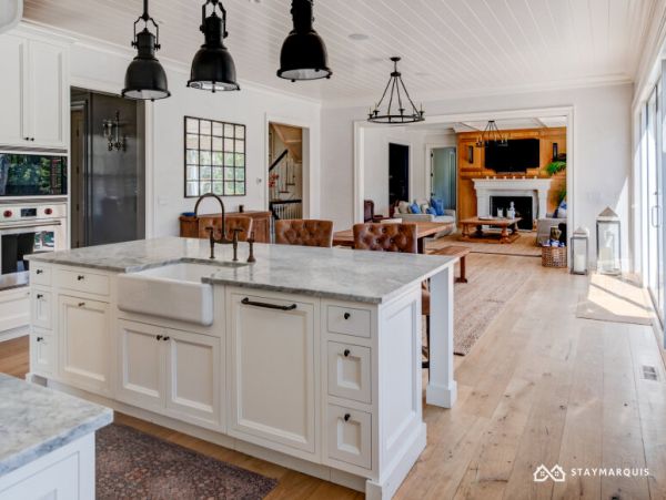 Hamptons Home 1020423