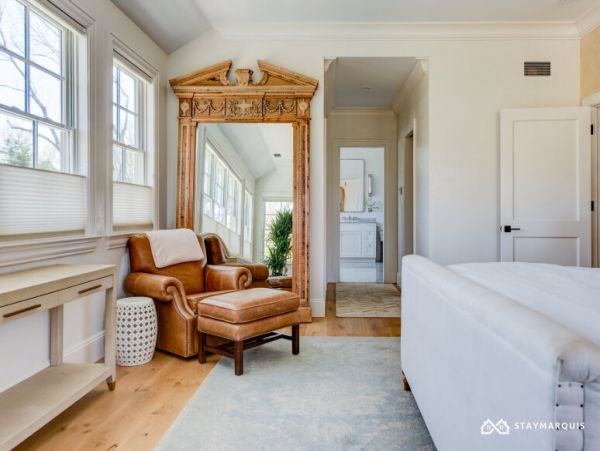 Hamptons Home 1020423