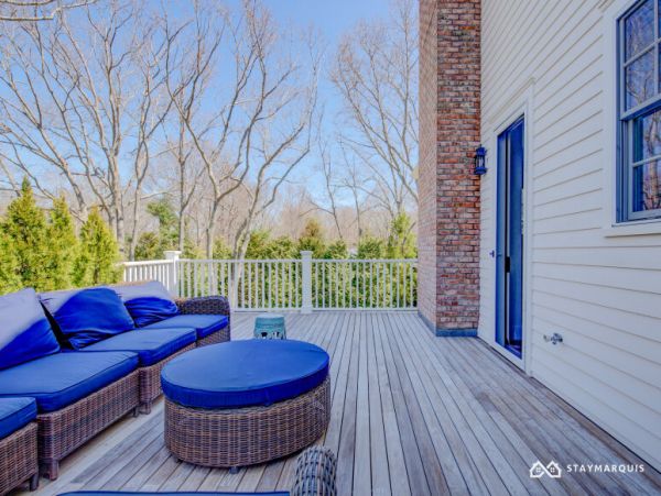 Hamptons Home 1020423