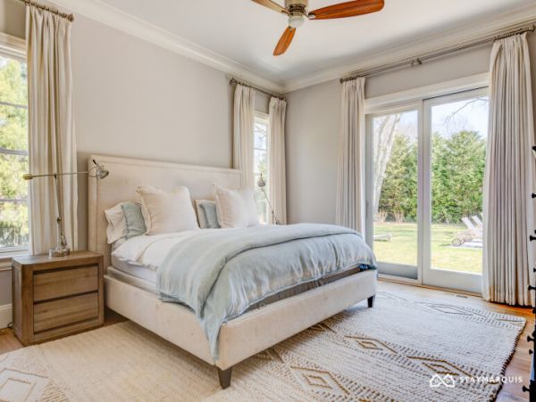 Hamptons Home 1020423