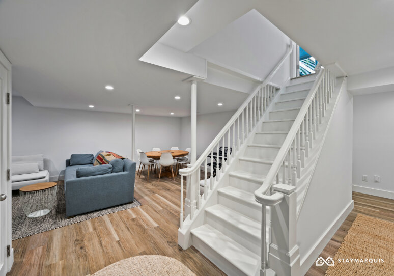 Hamptons Home 1020425