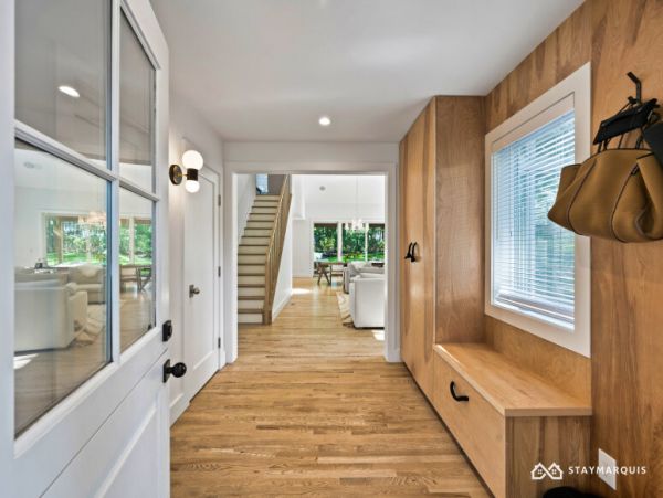 Hamptons Home 1020425