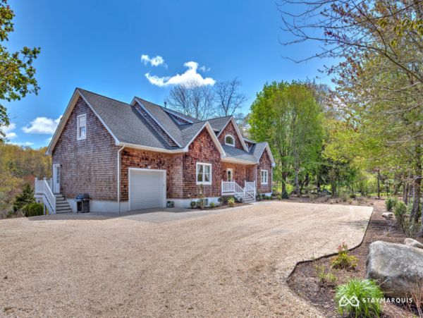 Hamptons Home 1020426