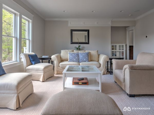 Hamptons Home 1020426