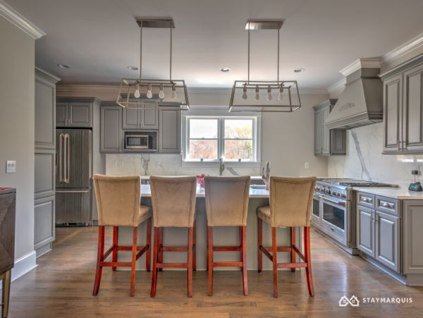 Hamptons Home 1020426