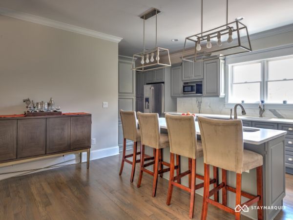 Hamptons Home 1020426