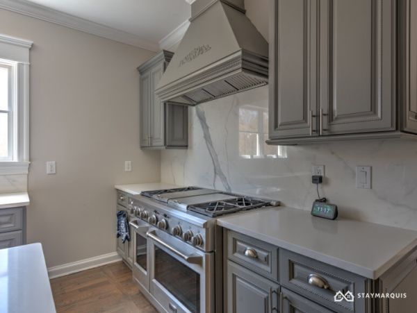 Hamptons Home 1020426
