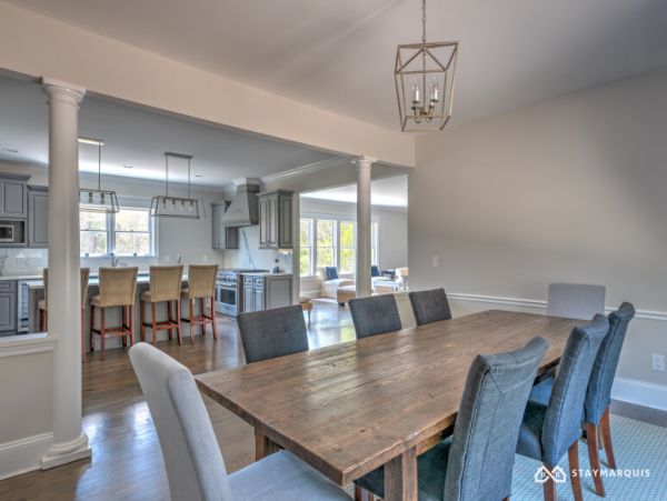 Hamptons Home 1020426