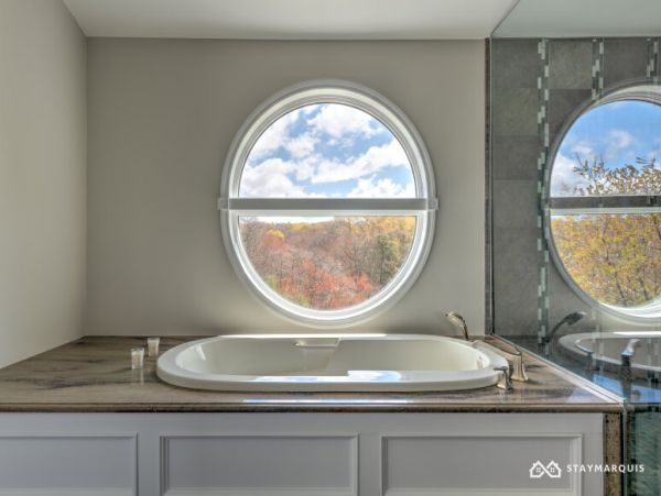 Hamptons Home 1020426