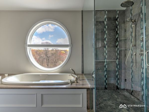 Hamptons Home 1020426