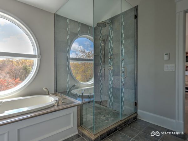 Hamptons Home 1020426